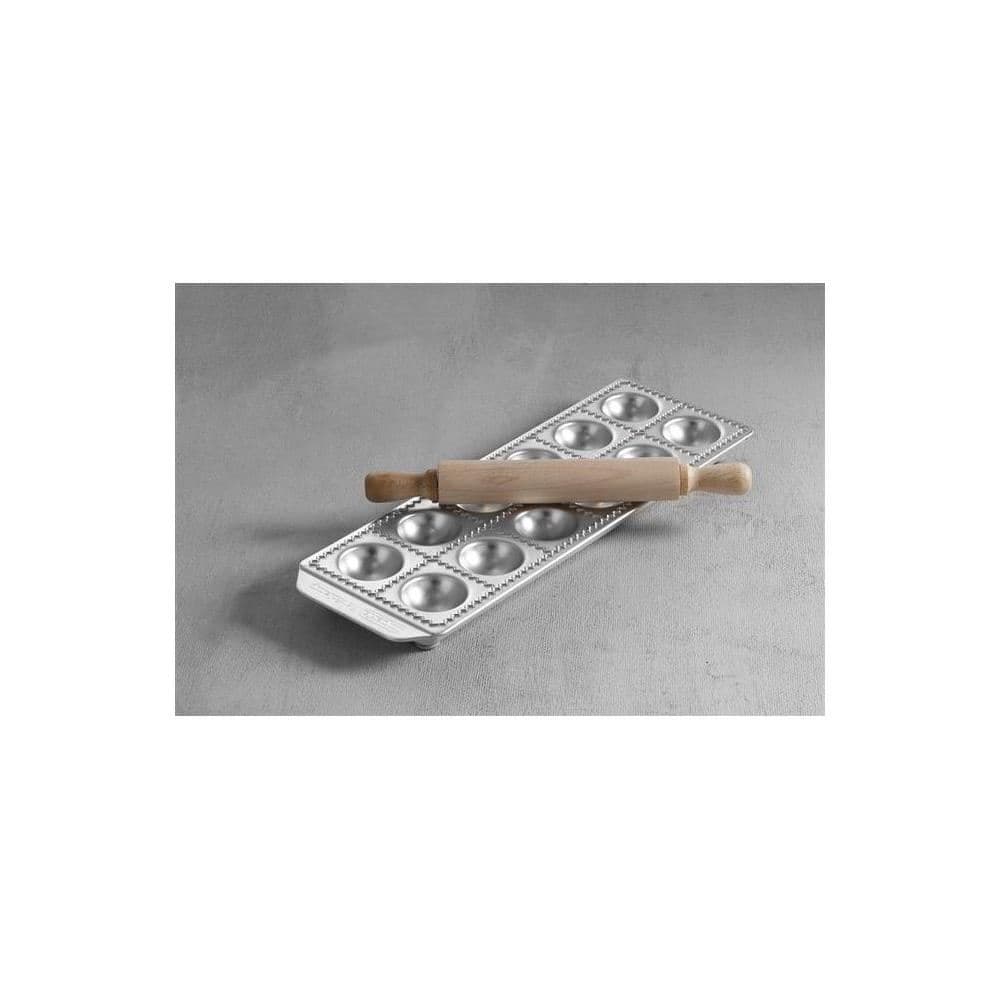 Forma ravioli, aluminiu, 12 forme, picioare antialunecare din cauciuc, sucitor din lemn inclus, diametru 39 mm , 114x335x22 mm